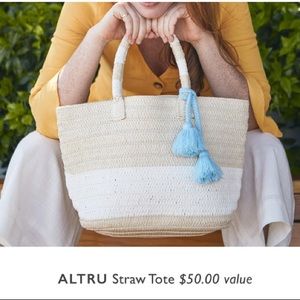 Altru Straw Tote from Summer 2019 CauseBox